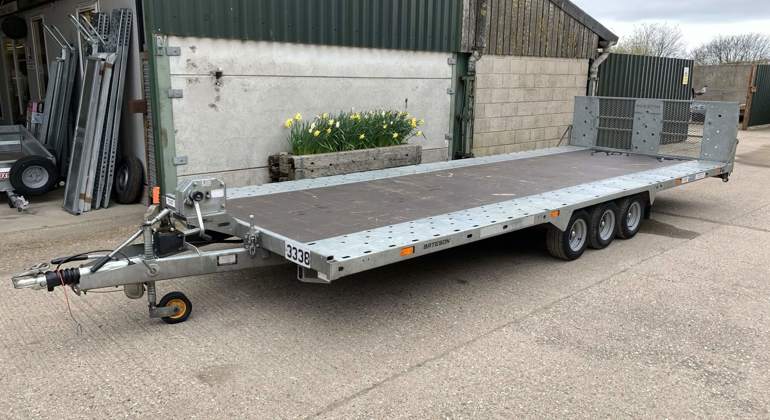 Tilt Bed Trailer